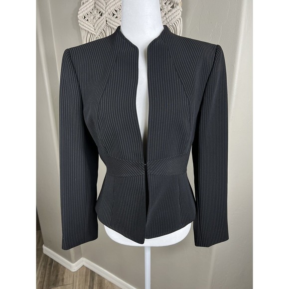 Tahari Black Blazer Petite Size 8P With Unique Metal Closure Pinstripe Structure - Picture 1 of 16